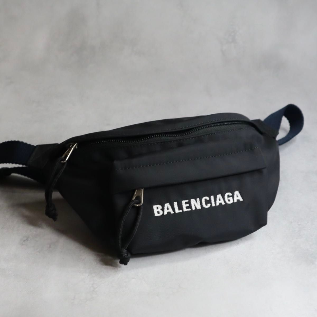 BALENCIAGA バレンシアガ / ウィールクロスボディバッグ