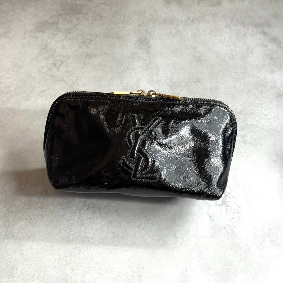 Yves Saint Laurent イヴサンローラン / リヴゴーシュパテントポーチ