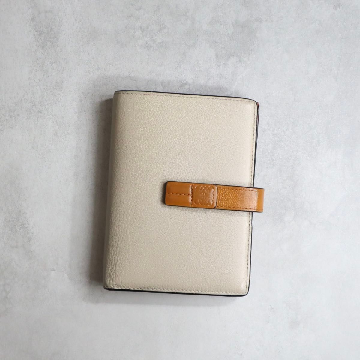 LOEWE ロエベ / ミディアムバーティカルウォレット