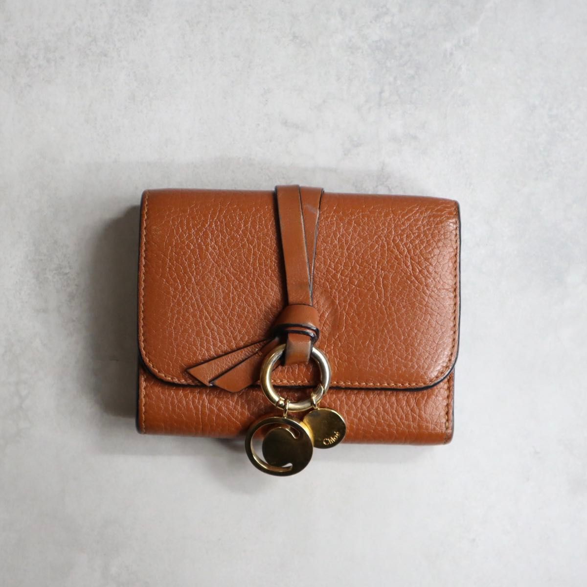 Chloe クロエ / アルファベットスモールトリフォールドウォレット
