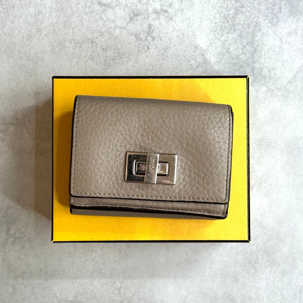 FENDI フェンディ / ピーカブーマイクロトリフォールドウォレット