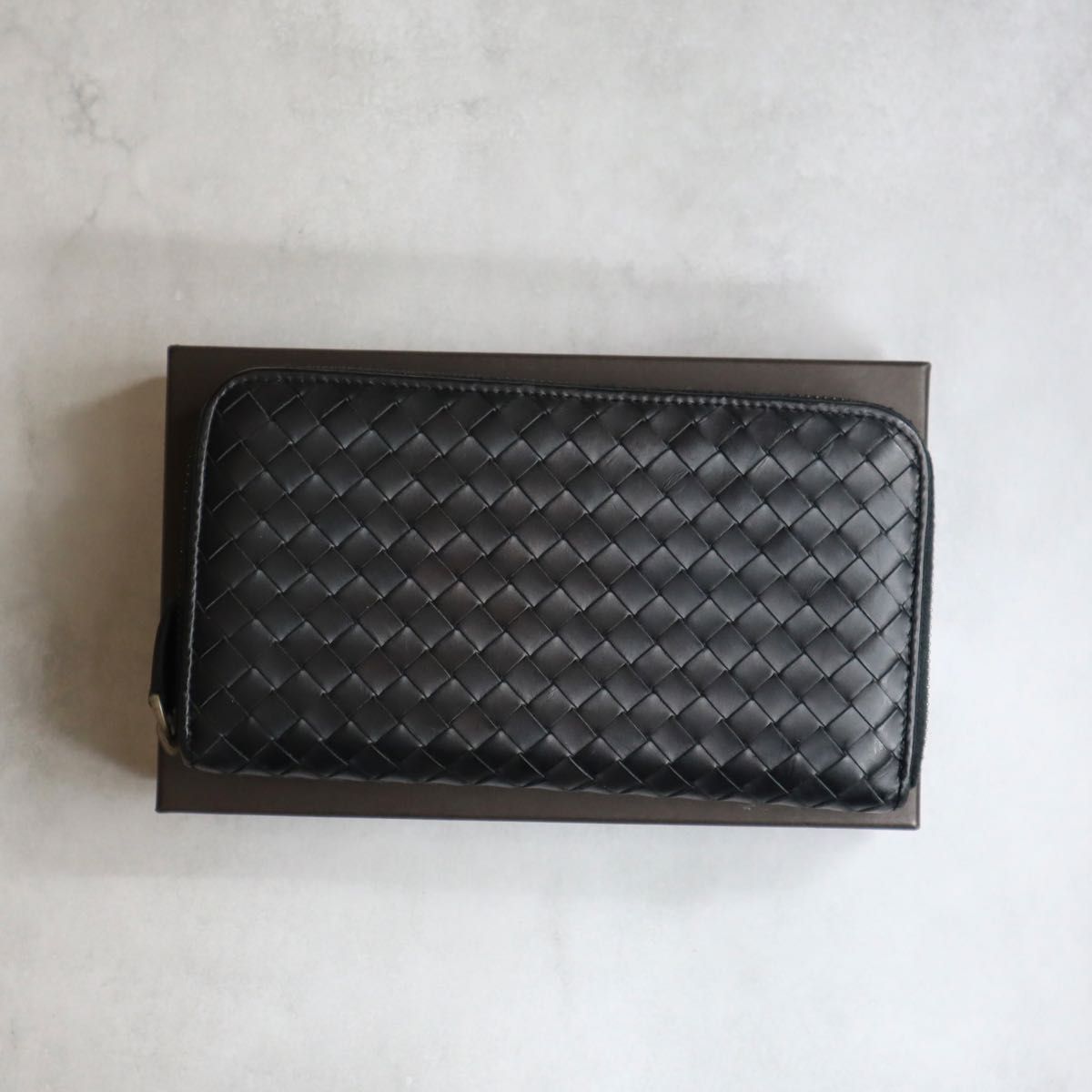 BOTTEGA VENETA ボッテガヴェネタ / イントレチャートジップアラウンドウォレット